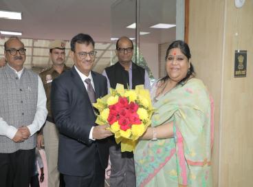 Chief Secretary, Delhi interaction with IAS OTs, DANICS and PONDICS (Probationers) on 27.11.24