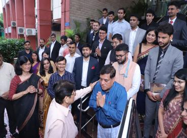 Experience sharing session by Dr. Kiran Bedi (IPS Retd., Former LG Puducherry) with IAS OTs, DANICS and Puducherry probationers