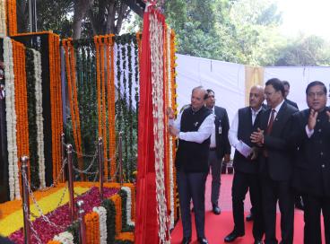 Unveiling of Bust of Sardar Vallabhbhai Patel by Shri Vinai Kumar Saxena, Hon'ble Lieutenant Governor of Delhi.